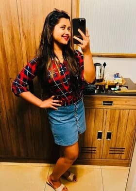 Call Girl in Darjeeling