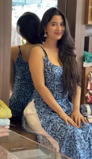 Darjeeling Call Girl